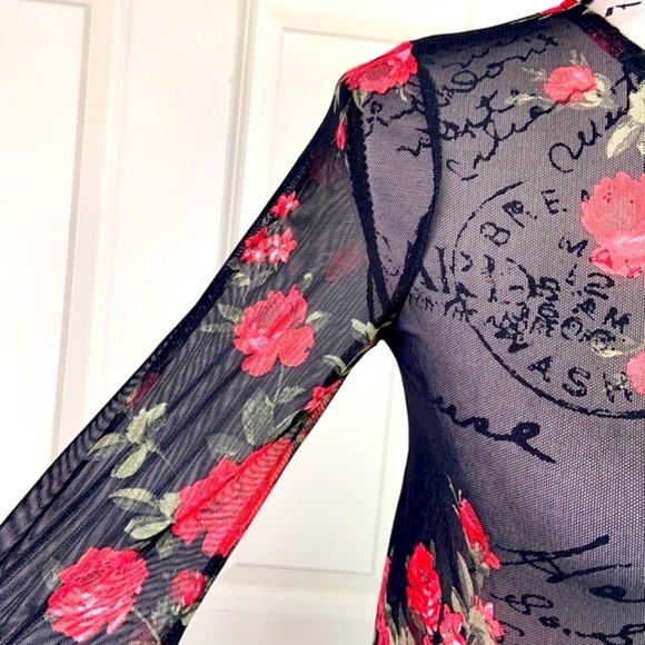 TMG New York Sheer Mesh Printed Top - Picture 3 of 9